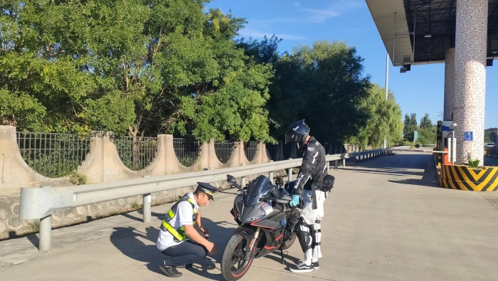 摩托车1