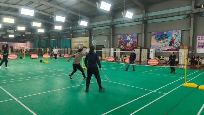 D:\内业综合岗\14.宣传工作\稿件\2025年\2025.10-2025.12\20251024京哈北线分公司稽核管理中心“‘羽’你同行 活力稽核”团建活动圆满举行\双打