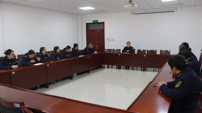 D:\李乐\宣传\未发\东新庄收费站十月留营日：洁净环境践“十小”，服务司乘暖人心\IMG_6372