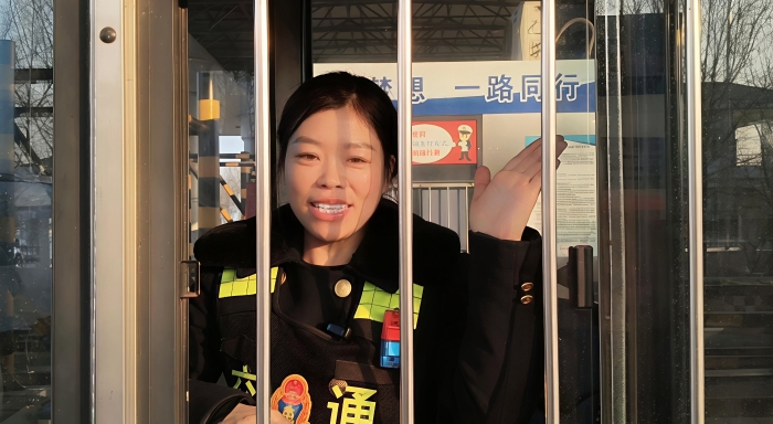 562edf4b2faab4afff8ff42eb6d27d23