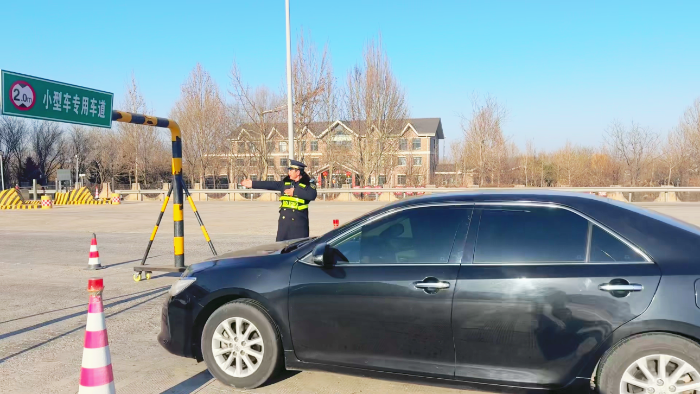 C:\Users\lenovo91\Desktop\圆满2