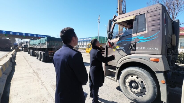 D:\2026年办公\2026宣传\三月\送服务3