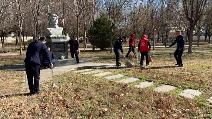 D:\2026年办公\2026宣传\四月\清明扫墓3