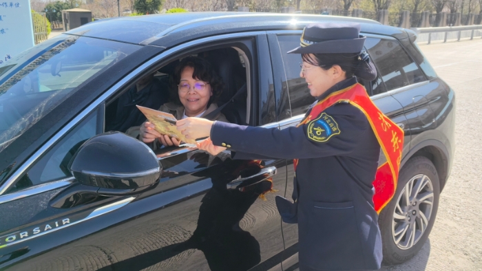 D:\2026年办公\2026宣传\四月\清明节服务2